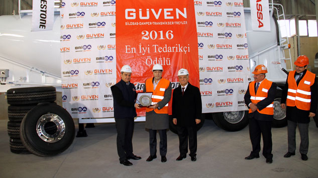 Güven’in ”En İyi Tedarikçi 2016” Ödülünü Brisa Aldı 