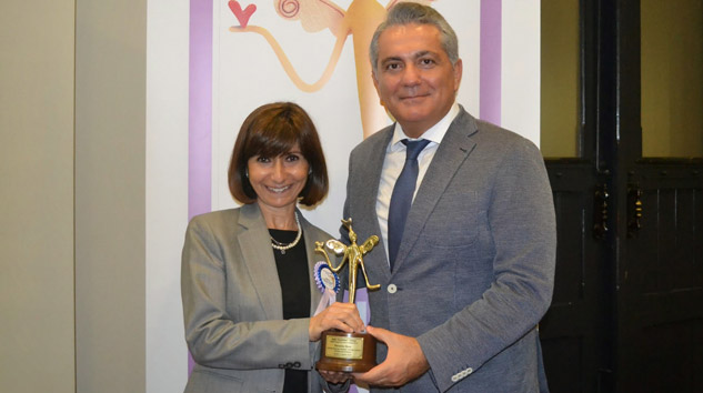 Mercedes_Benz--Türk_SGT_Ödül_Foto