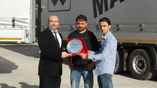 Tırsan’dan Martı Trans’a 25 Adetlik Perdeli Mega Semi-Treyler Teslimatı