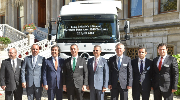 Mercedes’ten Eyüp Lojistik’e 150 adet Axor 1840 Teslimatı