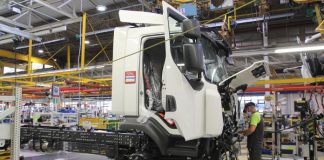 Fransız Devine Prototipten Sonra İlk Elektrikli Kamyon Teslimatı