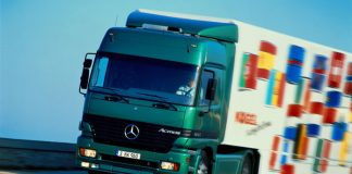 Mercedes-Benz Actros 25’inci Yaşını Kutluyor