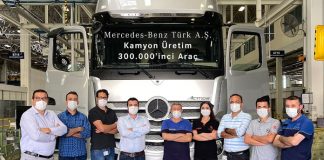 Mercedes-Benz Türk Aksaray Kamyon Fabrikası’nın 300.000’inci Kamyonu Actros 1851 Plus Banttan İndi