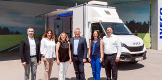 Iveco’dan Ege Çağdaş Eğitim Vakfı’na Gezici Eğitim Aracı