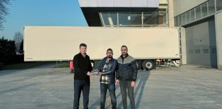 Tırsan, Enveroğlu’na 5 Adet Buz Frigo Treyler Teslim Etti