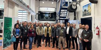 Mercedes-Benz Türk Yeni Actros L’yi Bayilerine Tanıtıyor