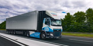 Toyota Avrupa’da Yakıt Hücreli Kamyonlarla Sıfır Emisyon Lojistiğini Başlatıyor